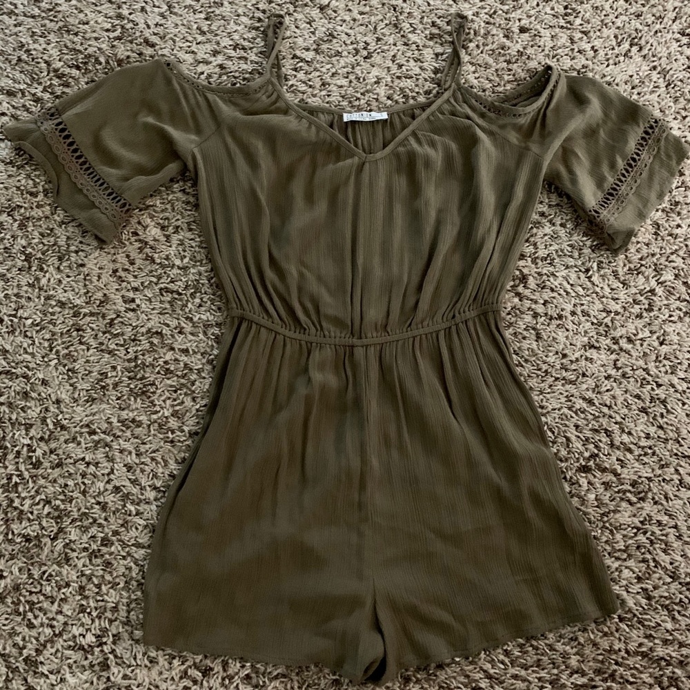 NWOT Olive Cotton On Romper